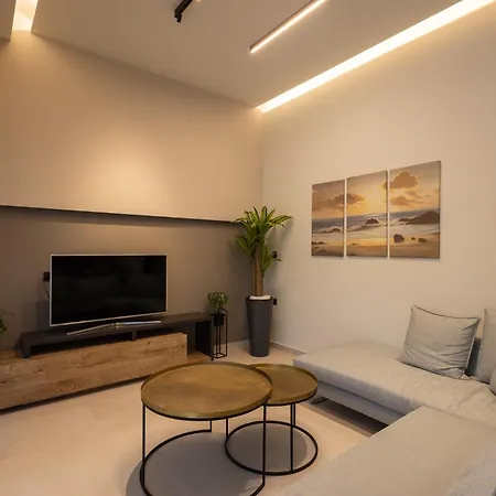 Feriehus Kallithea Blue *